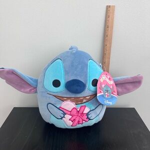Disney Squishmellows Jazwares Stitch with Pink Heart 8” NEW